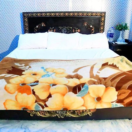 Royal Inn Guest House Lahaur Zewnętrze zdjęcie
